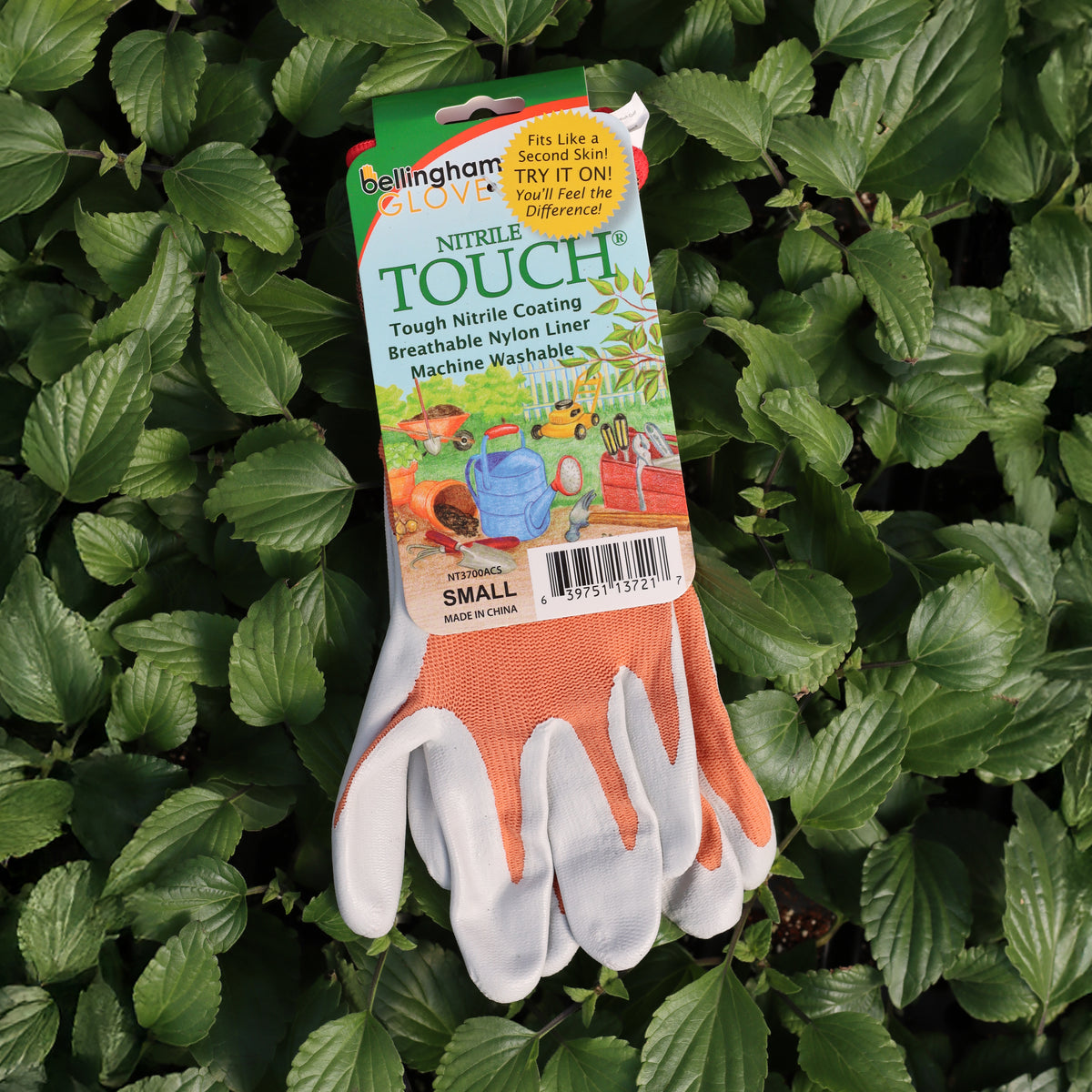 Nitrile Touch garden gloves in a fitted pair