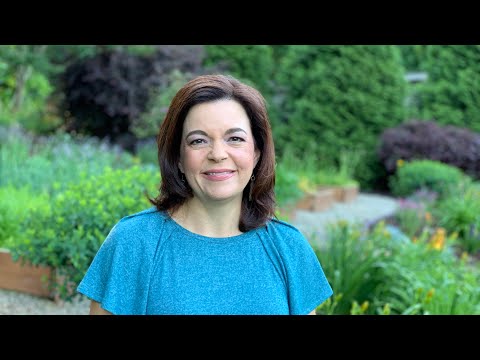 Spring Cottage Garden Tour