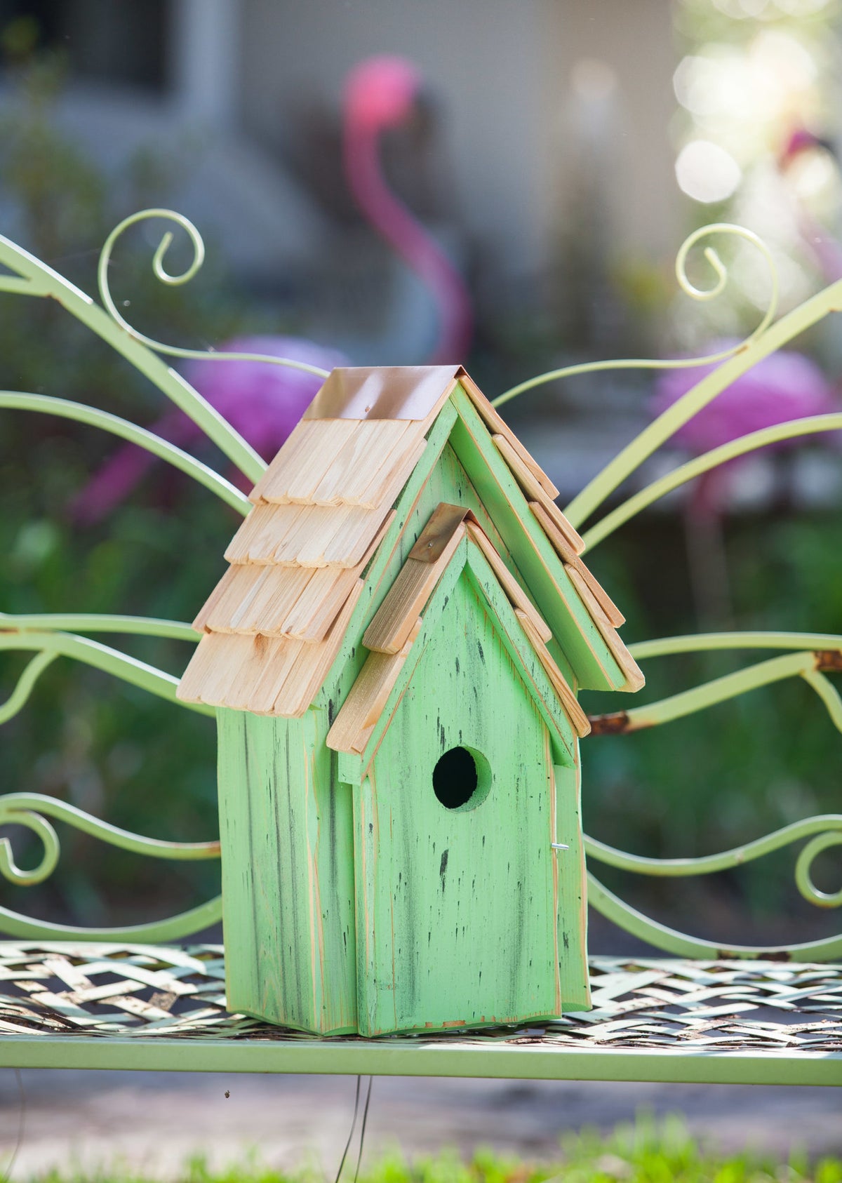 Bluebird Brights birdhouse with blue and yellow flowers