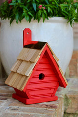 Chick birdhouse in a small decorative nesting box