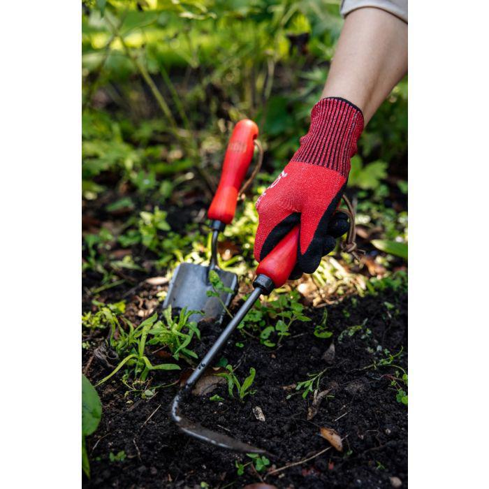 FELCO 421 weeder with red handle and curved blade